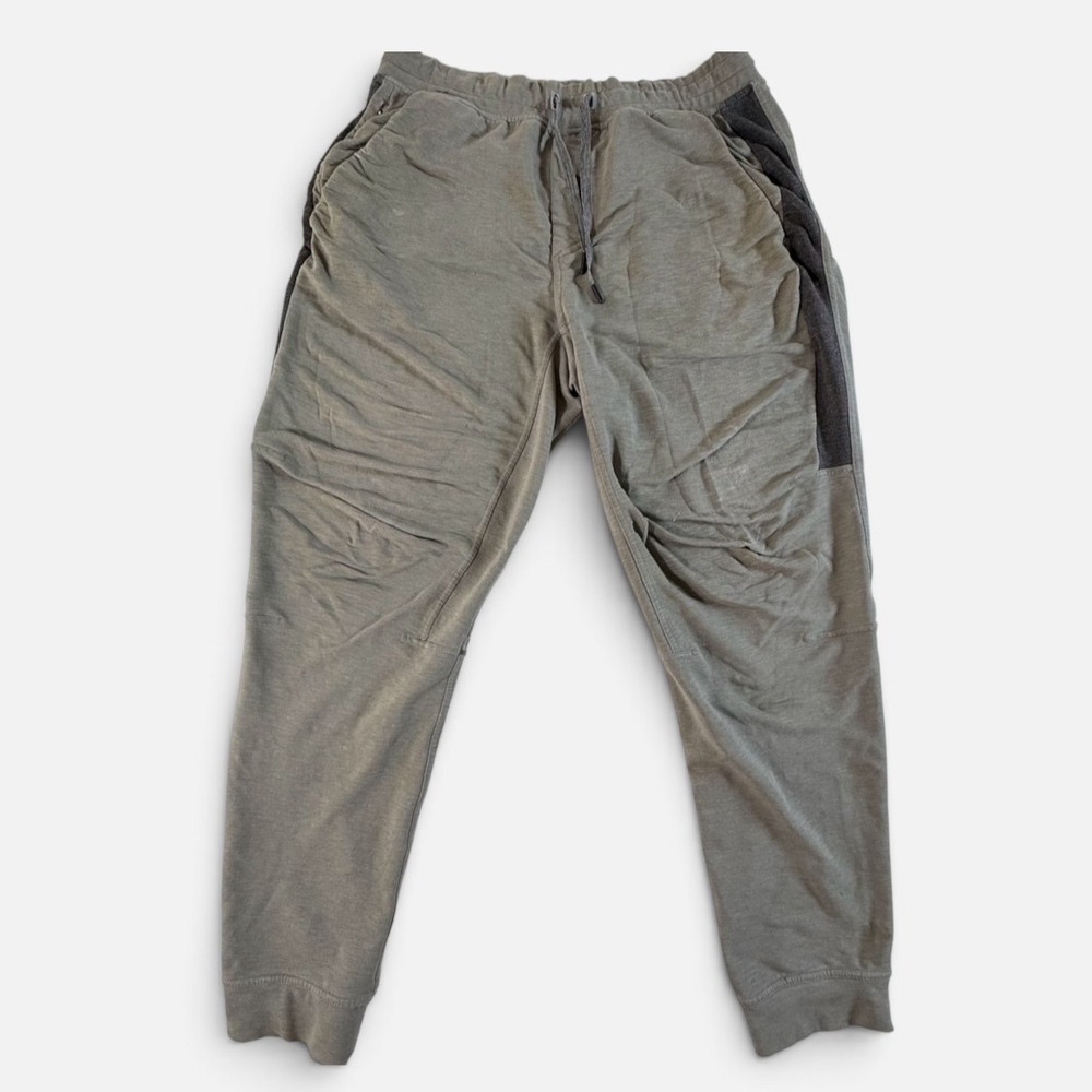 Lululemon Jogger Pants Mens Large 30" Inseam Tapered Activewear Grayish Green